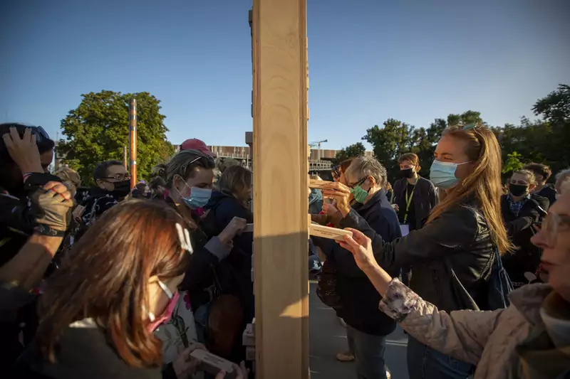 &quot;Znikający mur&quot; instalacja Goethe-Institut odwiedziła Poznań, Gdańsk i Warszawę