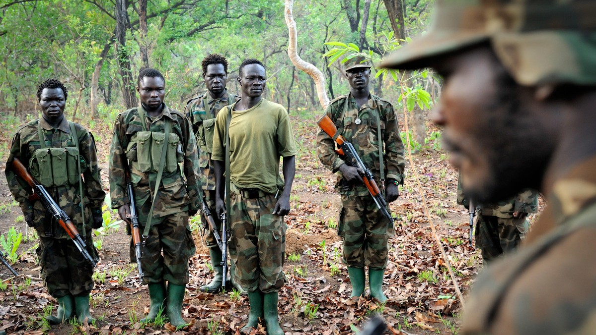 Ugandan soldiers hunt LRA rebels