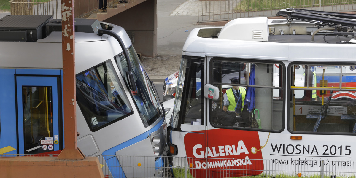 wypadek tramwaje zderzenie wrocław