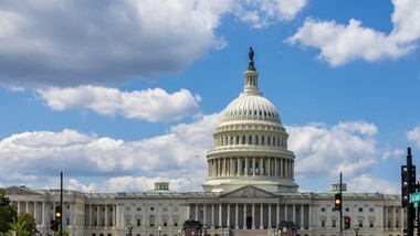 komisja sił zbrojnych senatu usa nie wiedziała o planach ataku na wenezuelę