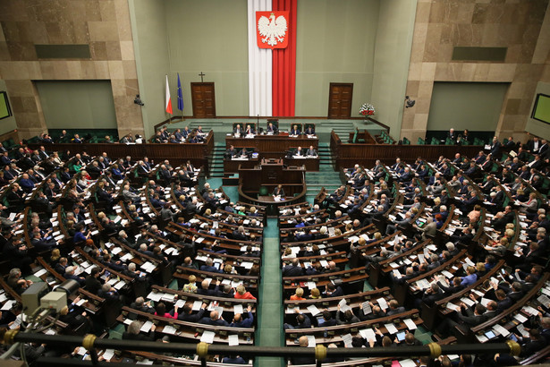 Sejm przenosi Dzień Zwycięstwa na 8 maja. Rosyjski MSZ wyraża ubolewanie