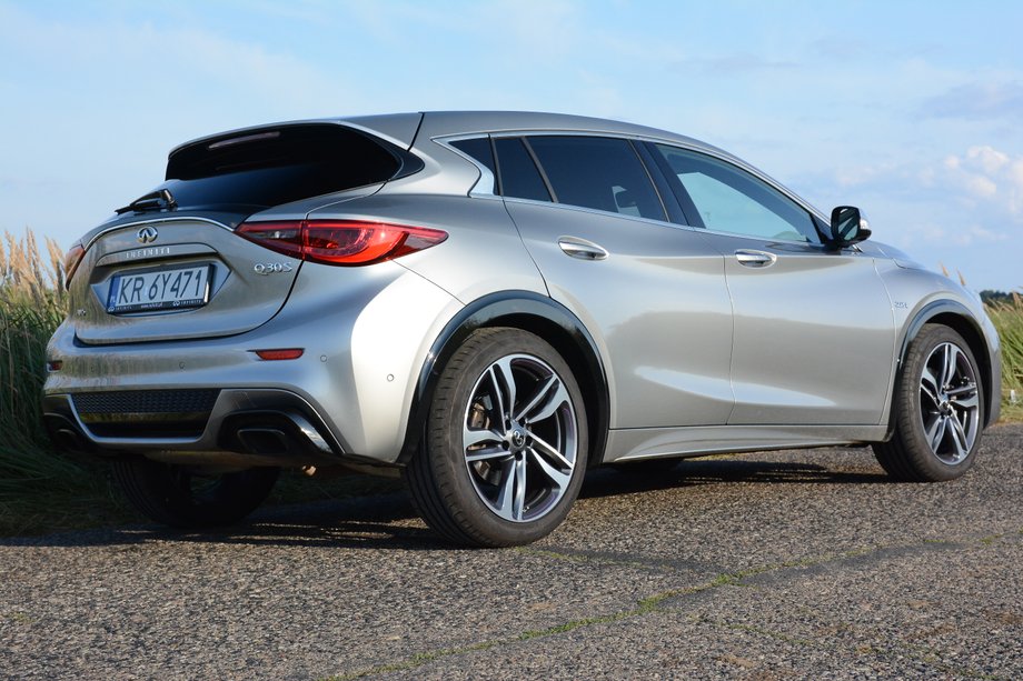 Infiniti Q30 2.0t - elegant w przebraniu