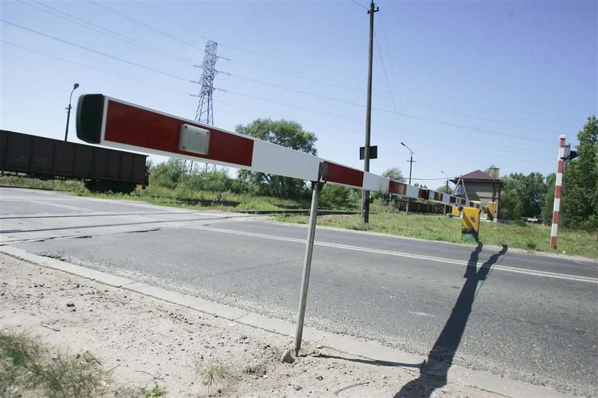 Ale draka. Sąsiedzi pokłócili się na torach i ...zatrzymali pociąg!