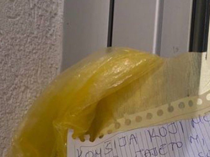 Komšija ga gađao jajima, on mu ostavio genijalnu poruku 