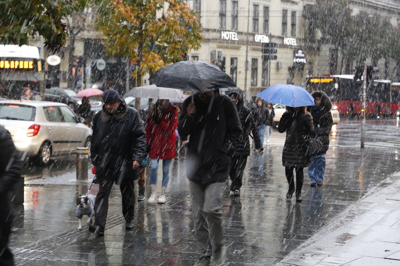 Danas jutarnji minus, mestimična kiša i sneg u ovim delovima Srbije