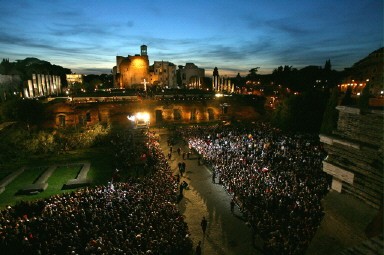 VATICAN-POPE-EASTER-GOOD FRIDAY