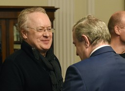 Znudził mnie „House of cards”. Z reżyserem Glińskim o serialach rozmawia Robert Mazurek