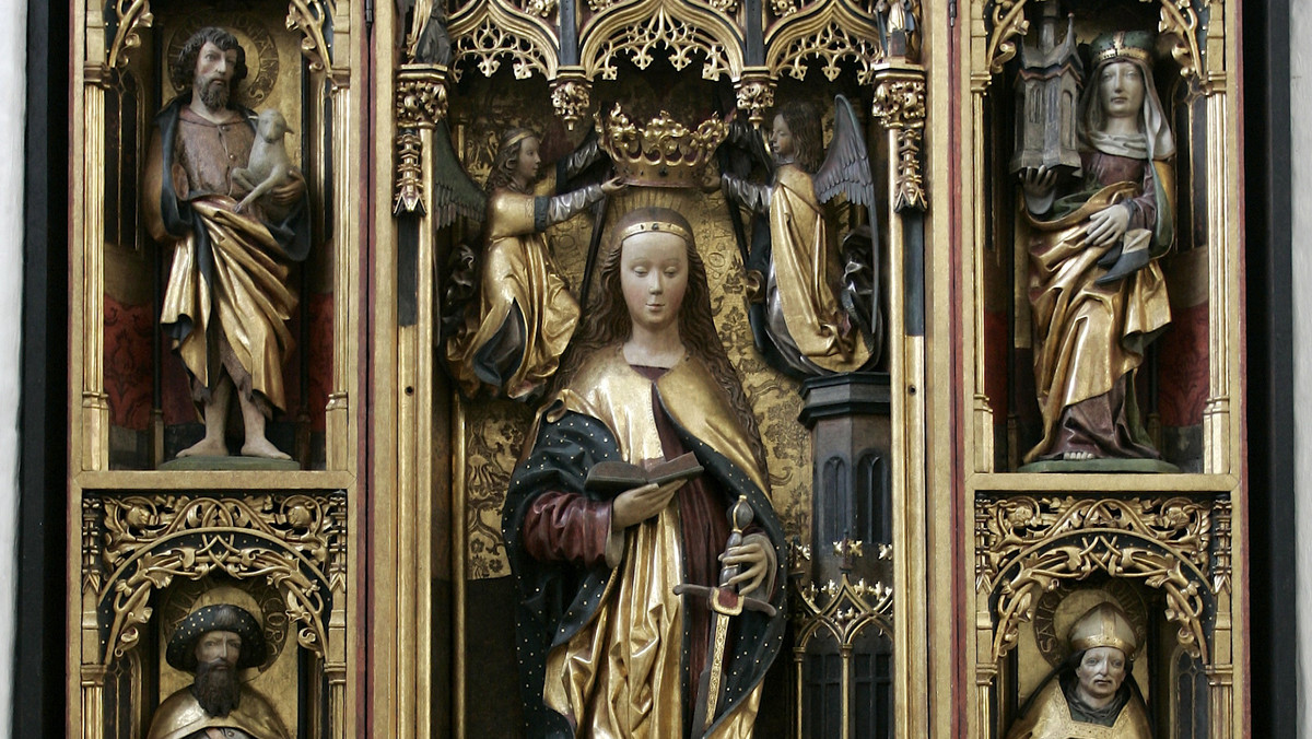 Święta Barbara, a właściwie Barbara z Nikomedii uznawana jest przez Kościół katolicki i Cerkiew prawosławną. Żyła w III wieku, umarła jako dziewica i męczennica.