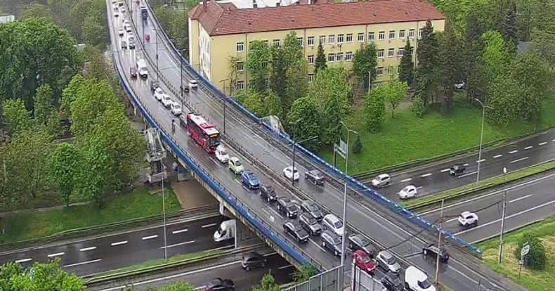 Gužva na Plavom mostu