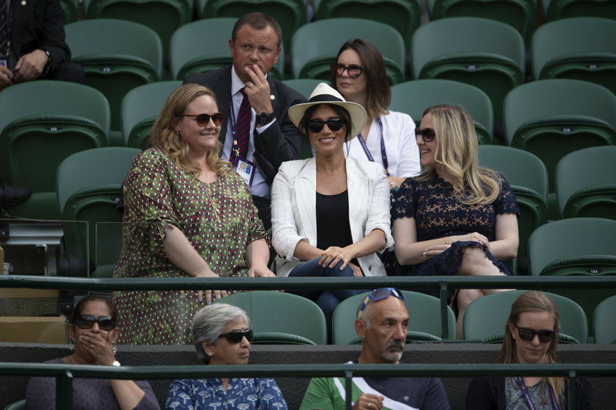 Meghan Markle z przyjaciółkami na Wimbledonie w 2019 r.