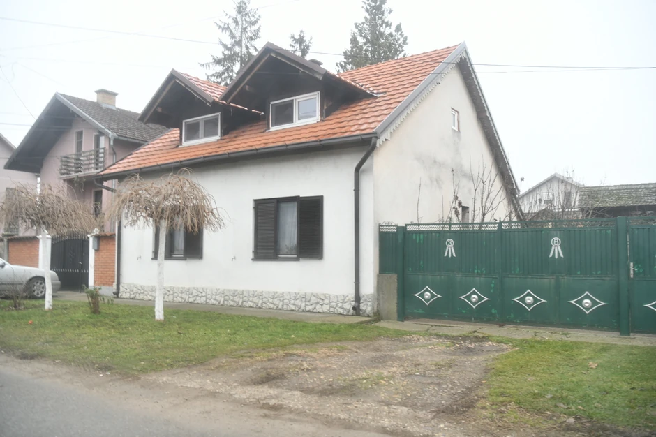Kuća u Batajnici u kojoj se desio zločin
