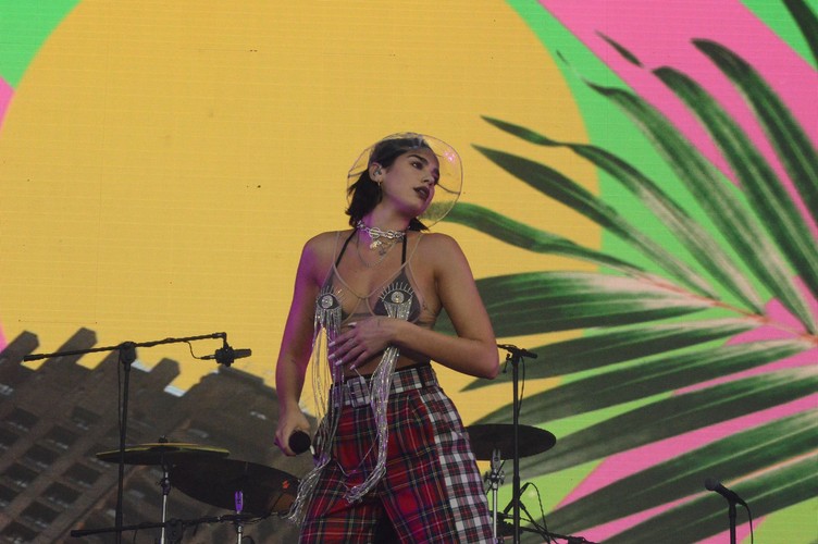 Dua Lipa podczas Orange Warsaw Festival. 1 czerwca 2018