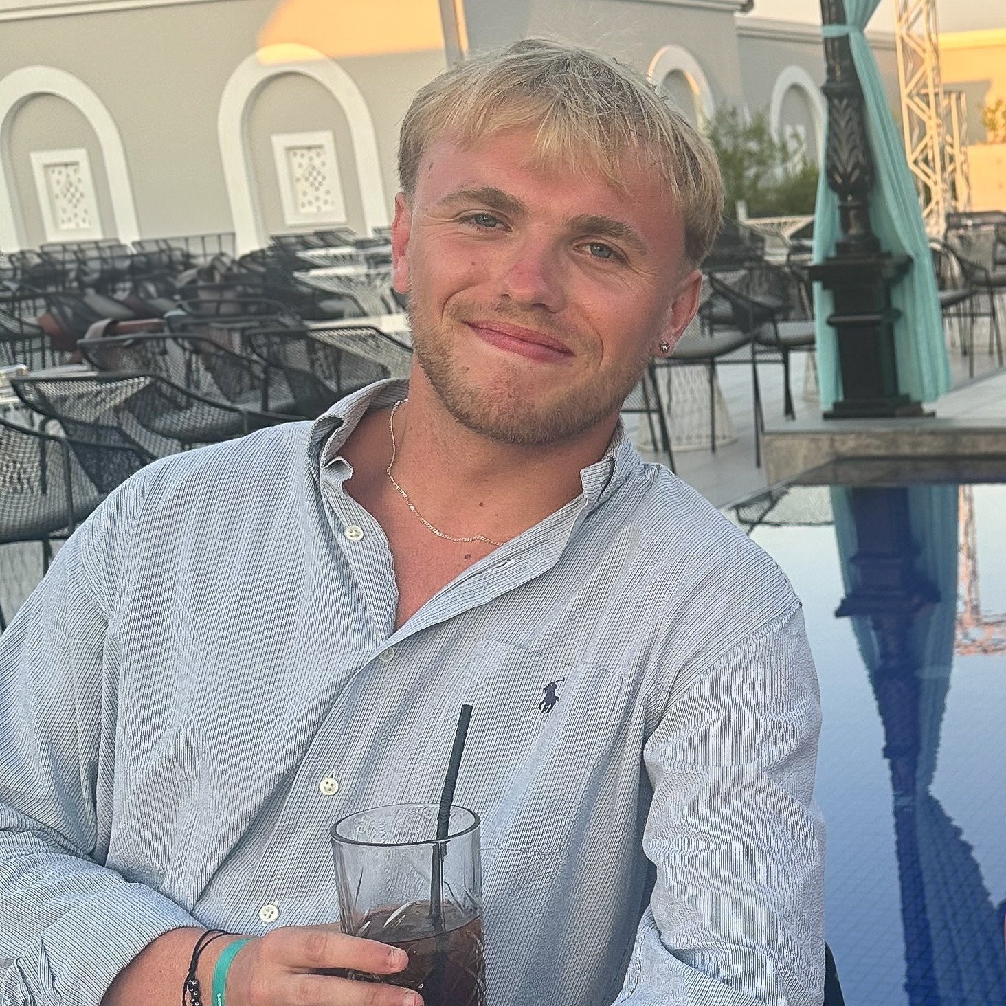 Zac Summers-Cameron zomrel na rakovinu semenníkov. 