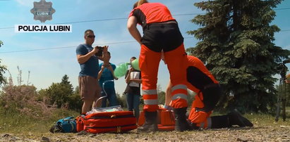 "Czemu nie pomogliście moim rodzicom?" Szokujący film policji