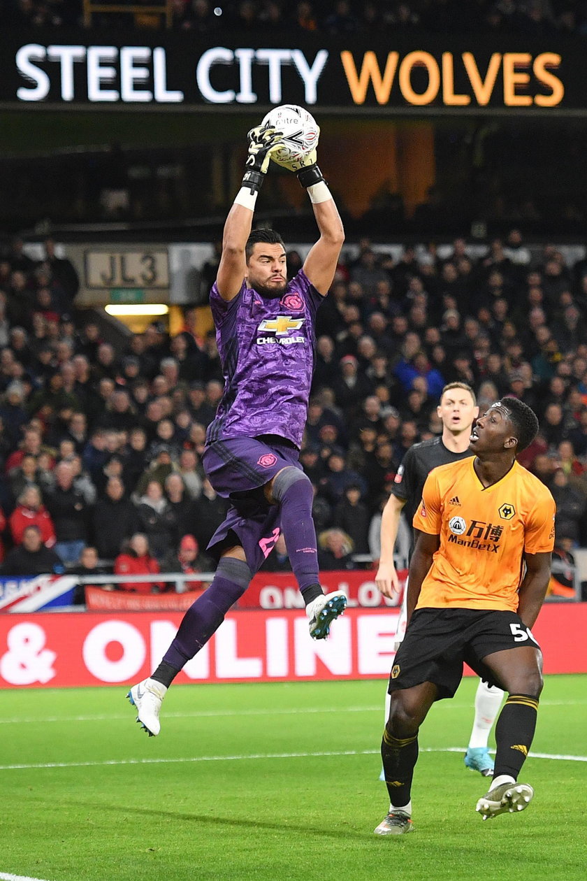 FA Cup - Third Round - Wolverhampton Wanderers v Manchester United