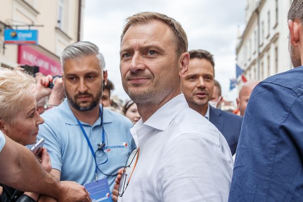 Sławomir Nitras podczas kampanii prezydenckiej Rafała Trzaskowskiego, Rzeszów, czerwiec 2020 r.