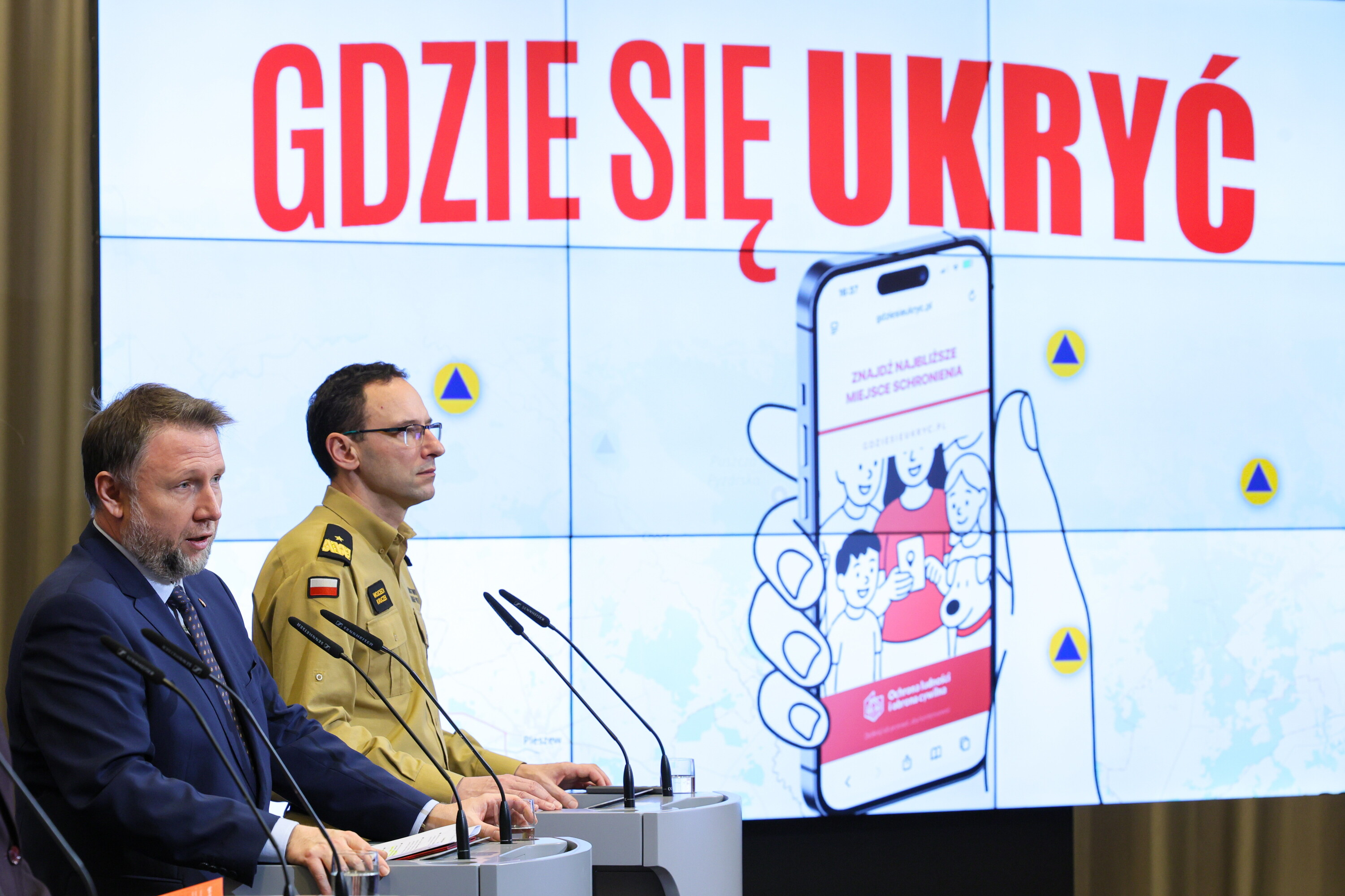 Nowa aplikacja gdziesieukryc.pl: 70 000 punktów ukrycia w całej Polsce