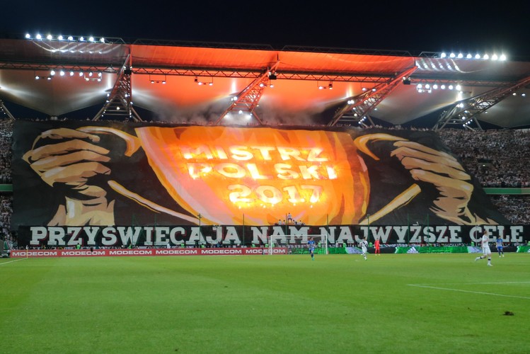 Oprawa na stadionie Legii Warszawa