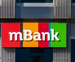 mBank zabrał się za problem kredytów frankowych. Wracają spekulacje o sprzedaży