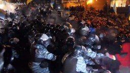 Prawy Sektor żąda uwolnienia szefów MSW. Kijów zagrożony atakiem