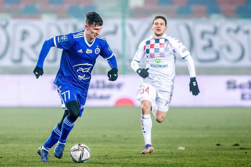 Pilka nozna. PKO Ekstraklasa. Gornik Zabrze - Stal Mielec. 15.02.2021