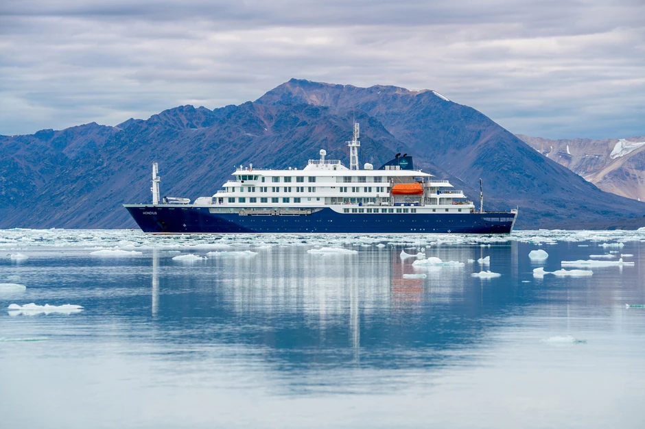 Kruzer "MV Hondijus"