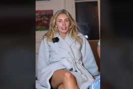 Glumica u filmovima za odrasle tvrdi da je SPAVALA SA 1.057 MUŠKARACA ZA 12 SATI i mnogi su u to sumnjali, ali sada je PROCURIO SNIMAK SA SNIMANJA i ljudi su u šoku!