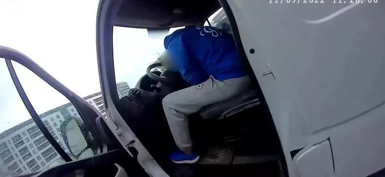 Policjanci tego się nie spodziewali podczas interwencji [WIDEO]