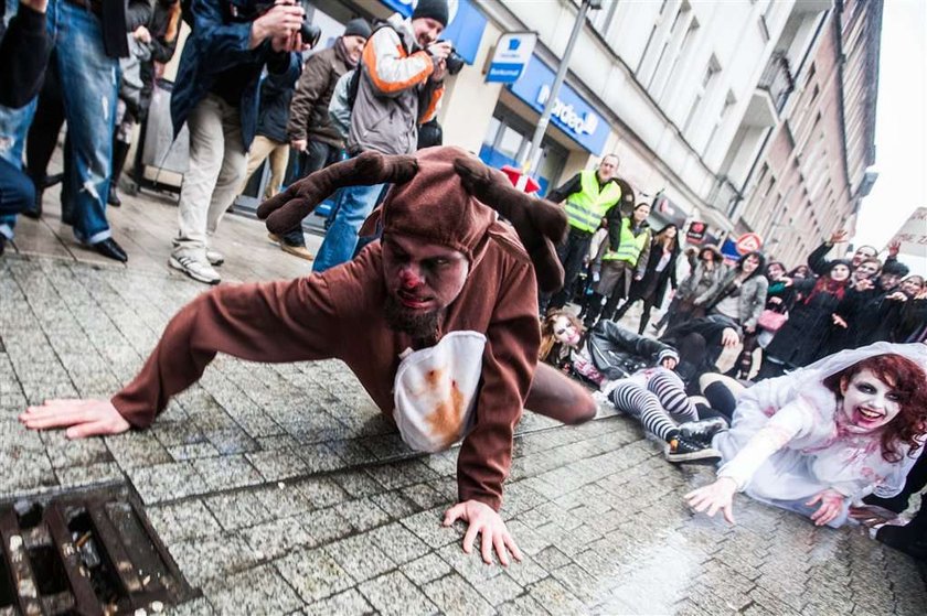 marsz zombie, poznań, walki uliczne