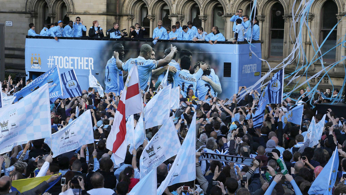 Rada miasta Manchesteru postanowiła uhonorować Manchester City, który po 44 latach przerwy zdobył tytuł mistrza Anglii.