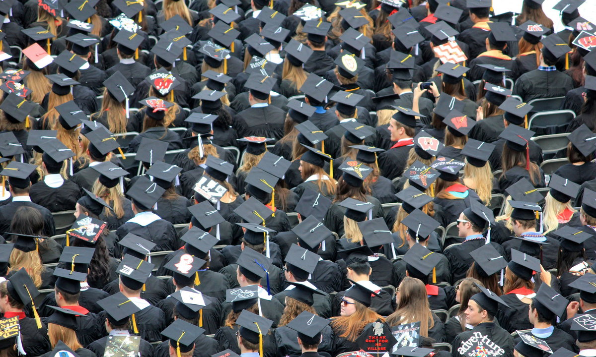 Absolwenci tych studiów dostają z miejsca około 25 tys. zł miesięcznie. Nowy ranking