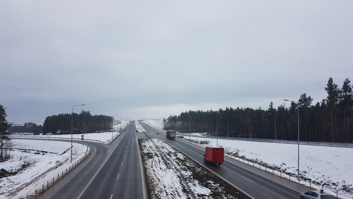 Nowa obwodnica Radomia i otwarcie trasy S7 między Chęcinami a Jędrzejowem. To bez wątpienia największe inwestycje, jakie zakończył w 2018 roku kielecki oddział Generalnej Dyrekcji Dróg Krajowych i Autostrad. Do tego warto jeszcze dodać wybudowanie ronda w Skarżysku-Kamiennej i Lipniku. Wszystko za blisko 600 mln zł.