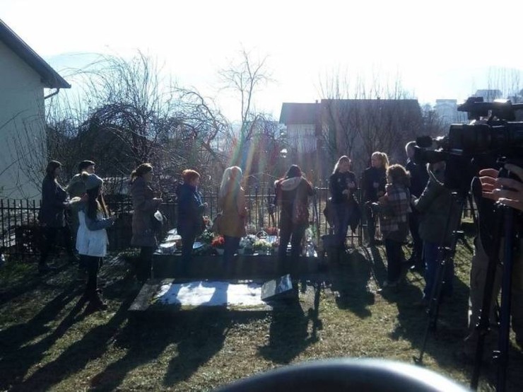 36Ik9lMaHR0cDovL29jZG4uZXUvaW1hZ2VzL3B1bHNjbXMvTm1VN01EQV8vOTc1YTI0OTkyZjUxNjYwYTkxZmViY2FjOTljZTZmN2UuanBlZ5GTAs0C5ACBoTAB