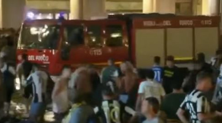 Pánik tört ki Torinóban, mert tévesen azt hitték, robbanás történt.