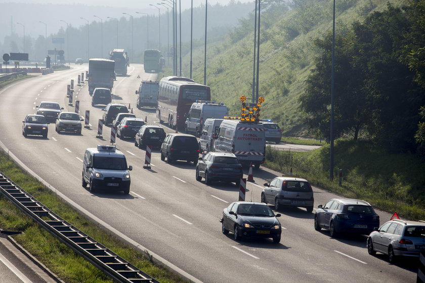 Ruda Śląska. Zderzenie dwóch autokarów na autostradzie A-4 