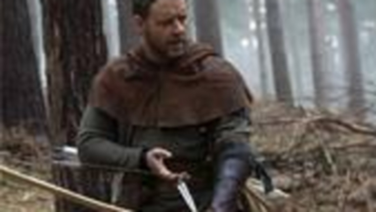 Współczesny Robin Hood, Russell Crowe, nie nosi już rajtuz, ale zbroję.