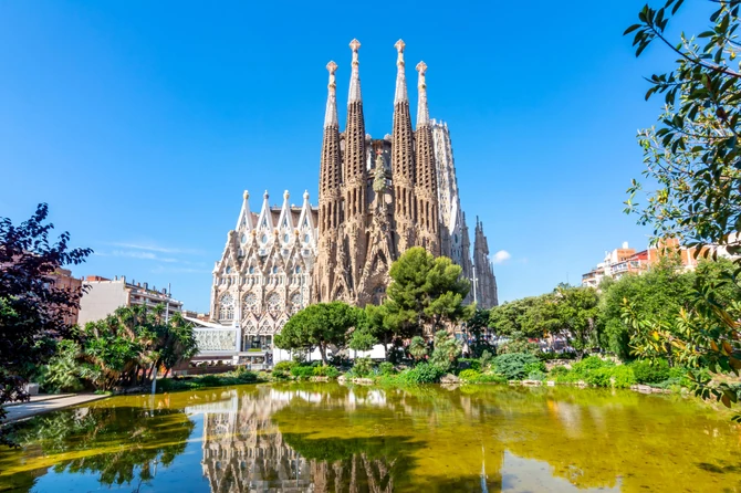 Sagrada Familija, simbol Barselone