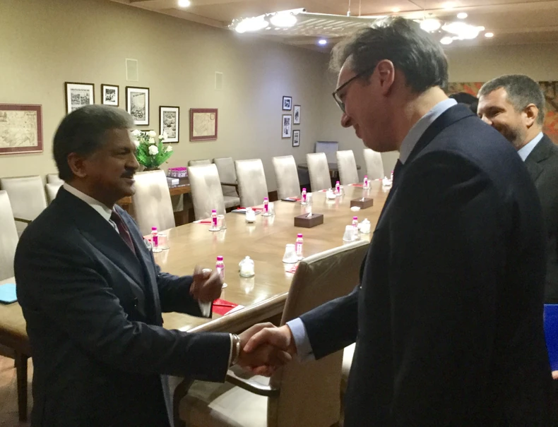 Aleksandar Vučić i Anand Mahindra