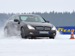 Jedzisz autem na Sylwestra? ABS uratuje ci życie