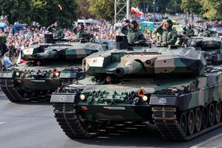 Nowa misja polskich Leopardów. Zbliżą się do Rosji