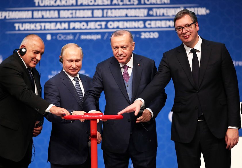 Od lewej: premier Bułgarii Bojko Borysow, prezydent Rosji Władimir Putin, prezydent Turcji Recep Tayyip Erdogan oraz prezydent Serbii Aleksandar Vucić w trakcie ceremonii otwarcia projektu Turkstream w Stambule 8 stycznia 2020 r.