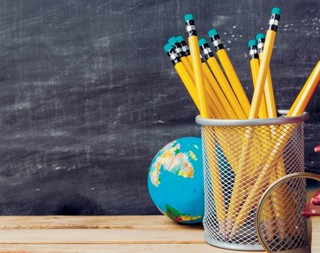 Umowy bezterminowe dla nauczycieli: Propozycja MEN gorsza niż to, co gwarantuje kodeks pracy