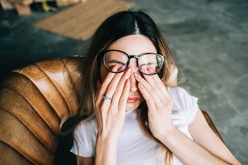 Hasznos tippek, amikkel nem kell többé a szemfáradtság miatt aggódnunk