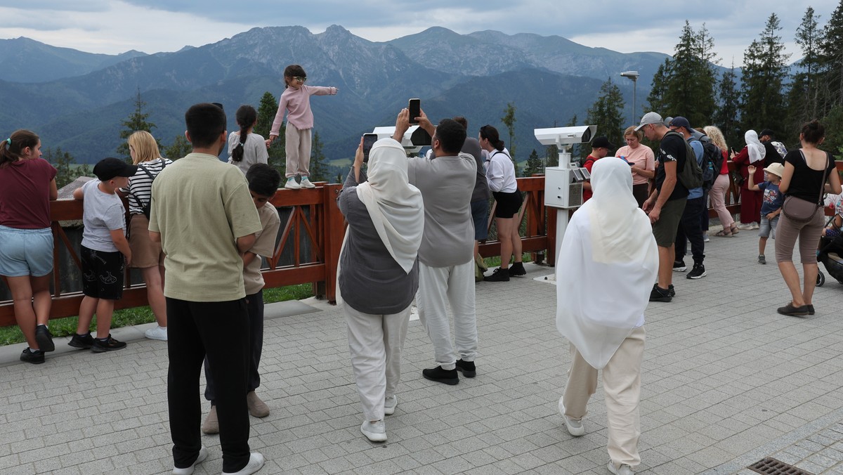 Arabowie tłumnie odwiedzali Zakopane. Hotele musiały wprowadzić pewną zmianę