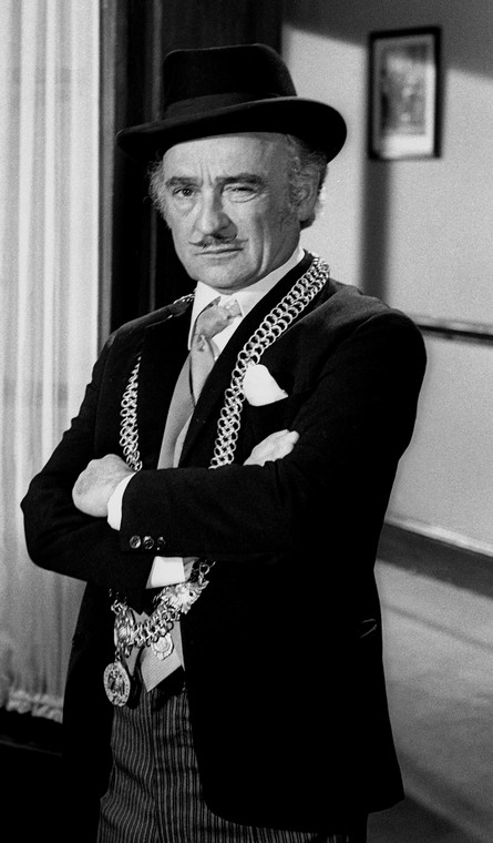 Kenneth Connor