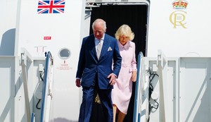 Kralj Čarls Treći i  Kamila 