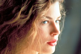 Najlepšu manekenku bogati moćnik je SILOVAO SA 17 jer su mu "DEVICE NEFOTOGENIČNE": Drogirao ju je da SMRŠA, a onda je "PRODAVAO" prijateljima