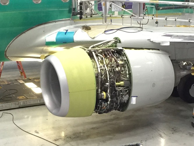 Silnik Boeinga 737 NG w fabryce w Renton.