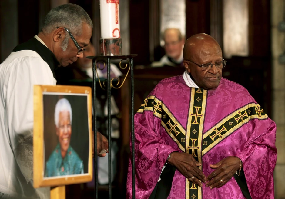 Dezmond Tutu na memorijalnoj službi za Nelsona Mandelu