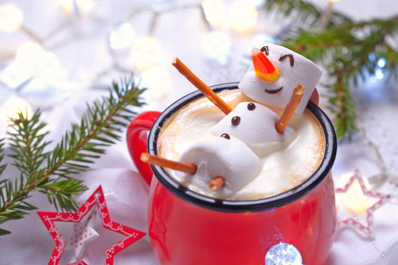 Red,Mug,With,Hot,Chocolate,With,Melted,Marshmallow,Snowman